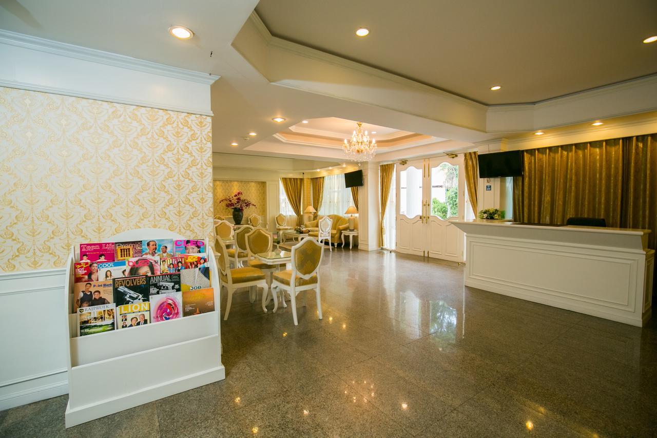 Le Paradis Bangkok Exterior photo